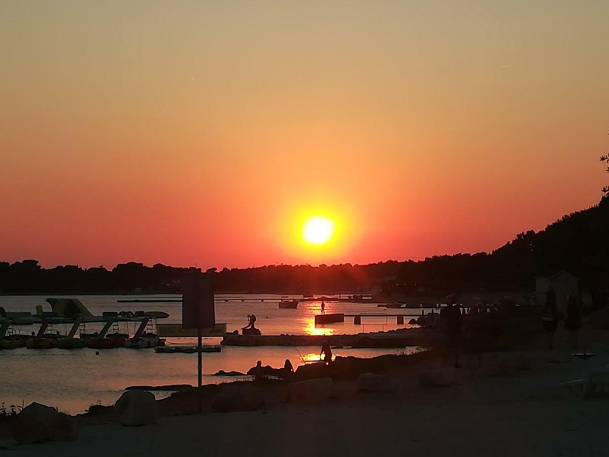 Villa Sunset Медулин Екстериор снимка
